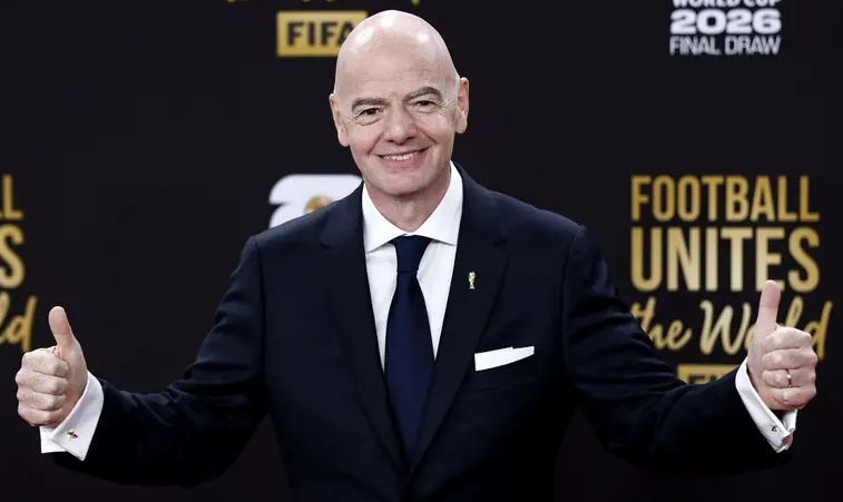 Президент ФІФА закликав повернути російські команди до міжнародних змагань